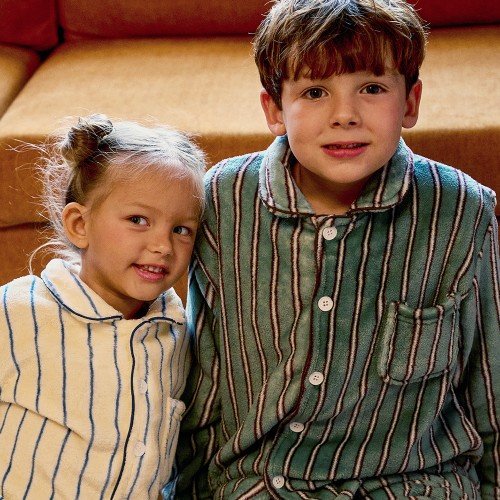 [도씨] 플러피 크리미 긴팔 키즈 수면 잠옷 세트