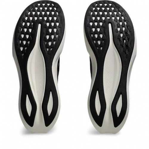 아식스 하이퍼스피드4 남성용 3E와이드 경량 러닝화 블랙그레이