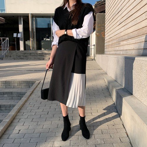 루즈핏 레이어드 울 꽈배기 니트 민소매 케이블 니트 여자 브이넥 니트 봄 가을