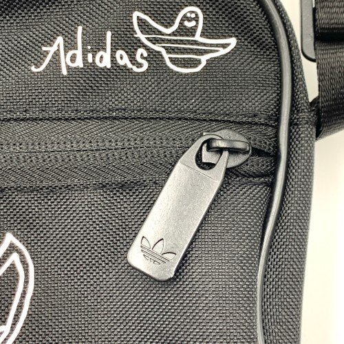 [국내매장판] 아디다스 크로스백 미니 에어라이너 바디백 핸드폰 여행 소지품 가방 블랙(슈무포일)