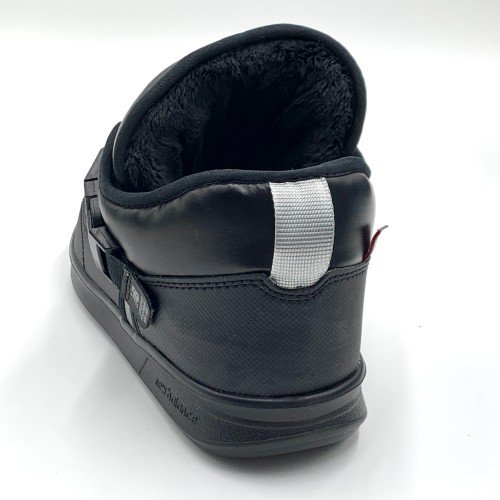 [국내매장판] 뉴발란스 키즈 패딩 부츠 어린이 방한화 아동 겨울 끈없는 찍찍이 털신 블랙(글로시), 180